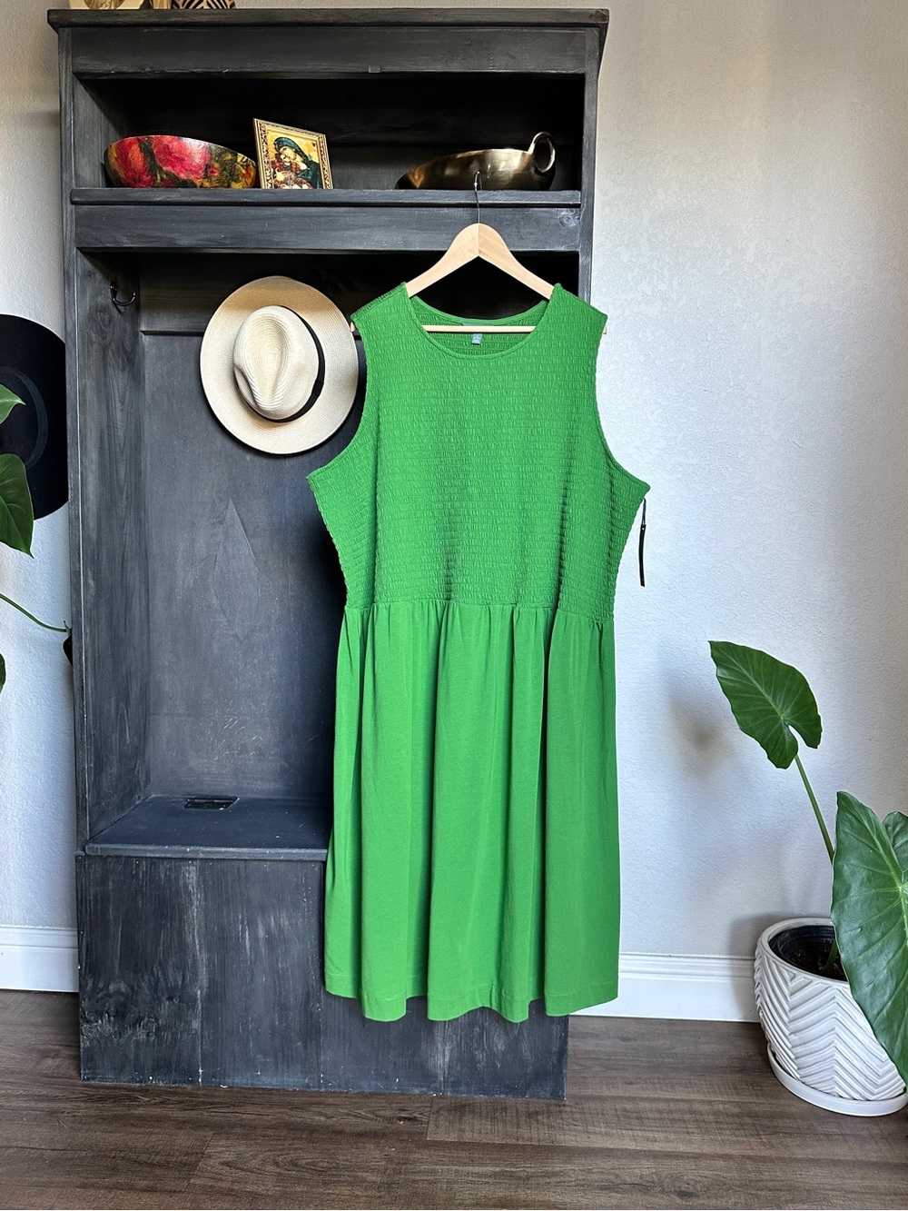 Terra & Sky Womens Plus Size Midi Dress - Sleeveless Smocked Bodice 4X